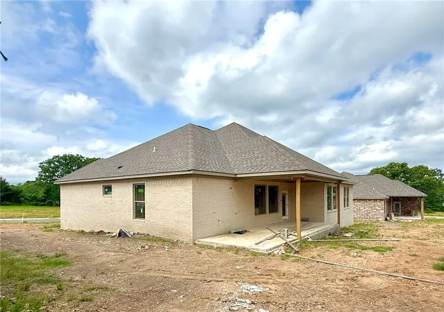 Photo 3 of Single family home for sale at 1342 Elk Horn Dr, Russellville, AR 72802 | MLS# 1308705 | Listing updated on 2026-08-10