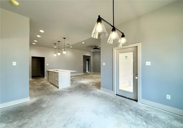 Photo 36 of Single family home for sale at 1305 Elk Horn Dr, Russellville, AR 72802 | MLS# 1315862 | Listing updated on 2026-08-10
