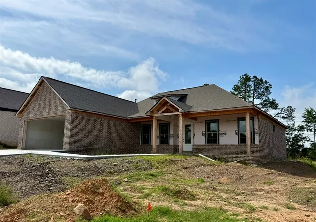 2nd image of 1309 Elk Horn Dr, Russellville, AR 72802 | MLS# 1315855