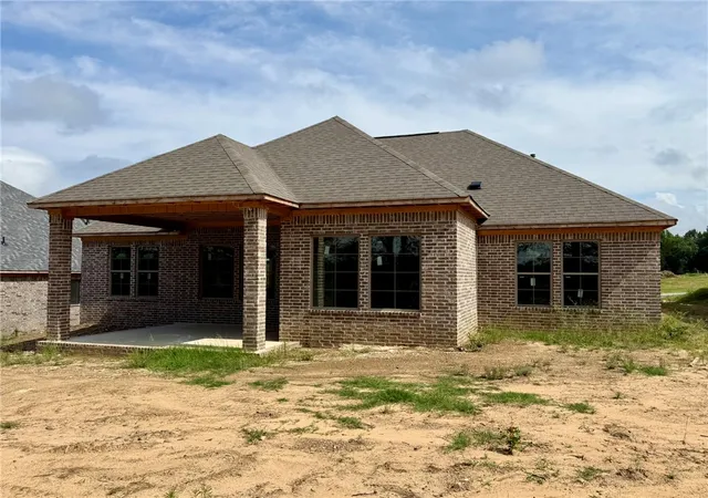 3rd image of 1309 Elk Horn Dr, Russellville, AR 72802 | MLS# 1315855