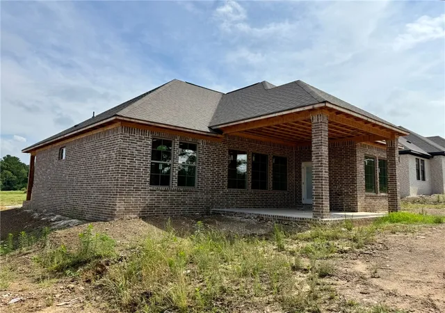 4th image of 1309 Elk Horn Dr, Russellville, AR 72802 | MLS# 1315855