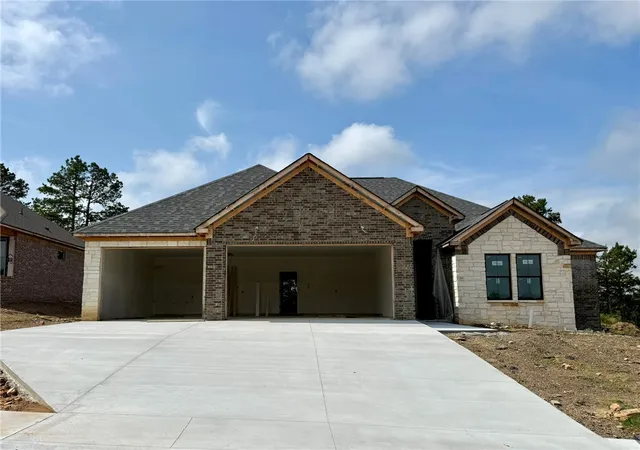 2nd image of 1313 Elk Horn Dr, Russellville, AR 72802 | MLS# 1315823
