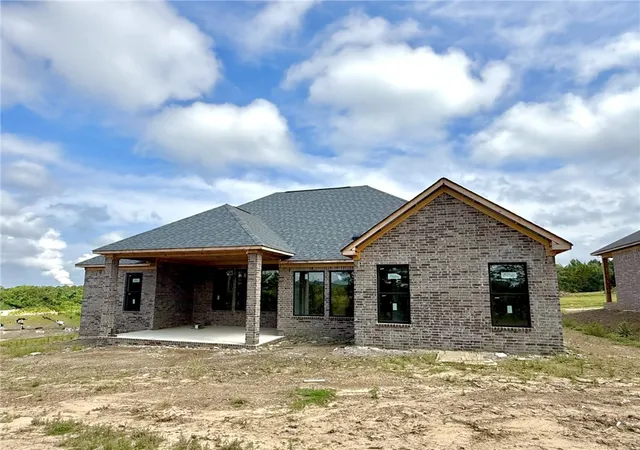 4th image of 1313 Elk Horn Dr, Russellville, AR 72802 | MLS# 1315823