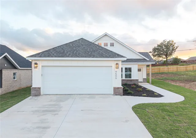2nd image of 9506 Ash Pl, Fort Smith, AR 72916 | MLS# 1323548