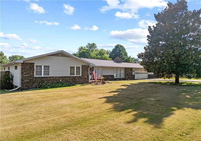 1st image of 1600 Brentwood Dr, Harrison, AR 72601 | MLS# 1324442