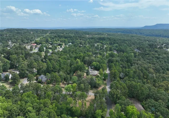 17th image of 22 River Oaks, Russellville, AR 72802 | MLS# 1324485