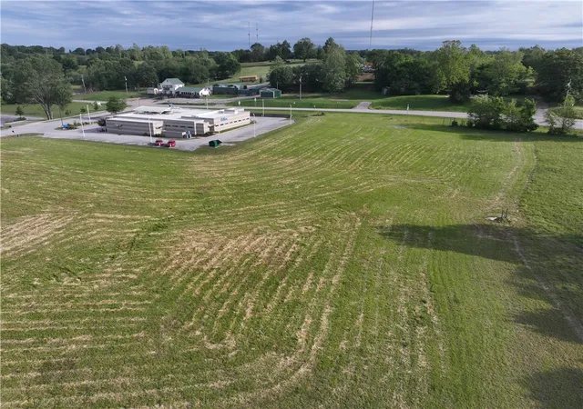 Photo 3 of Land for sale at 5201 Willow Creek Dr, Springdale, AR 72762 | MLS# 1326773 | Listing updated on 2026-08-14
