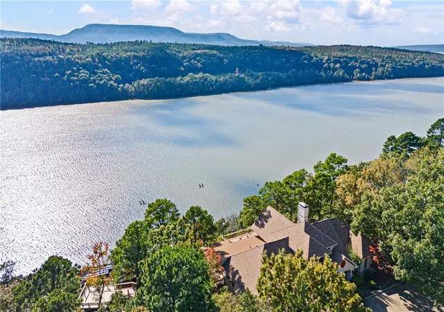 Photo 5 of Single family home for sale at 18 Rimrock Rd, Russellville, AR 72802 | MLS# 1327300 | Listing updated on 2026-08-21