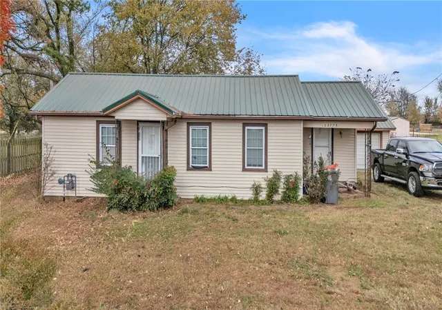 Photo 1 of Single family home for sale at 12377 E Sugar Hl Rd, Lincoln, AR 72744 | MLS# 1328578 | Listing updated on 2026-08-17
