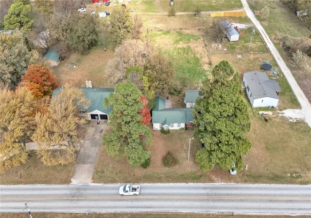 Photo 3 of Single family home for sale at 12377 E Sugar Hl Rd, Lincoln, AR 72744 | MLS# 1328578 | Listing updated on 2026-08-17