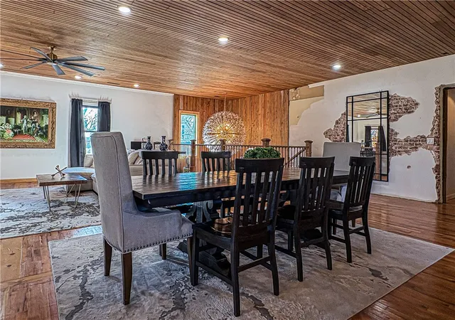 Photo 3 of Single family home for sale at 510 E Madison Ave, Berryville, AR 72616 | MLS# 1328585 | Listing updated on 2026-08-24