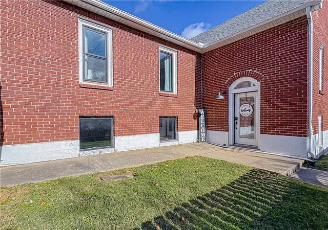 44th image of 510 E Madison Ave, Berryville, AR 72616 | MLS# 1328585