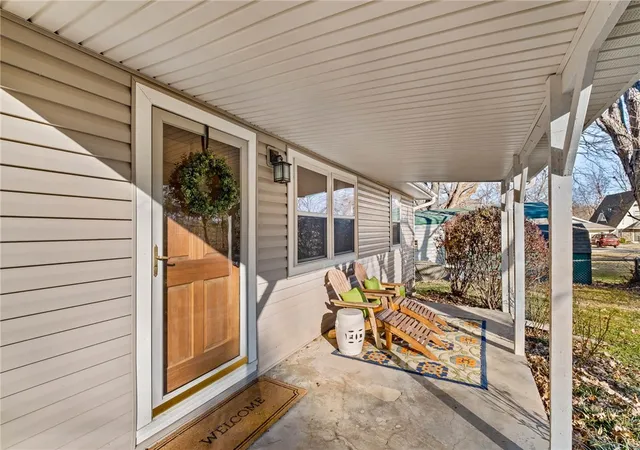 Photo 3 of Single family home for sale at 19135 Shoreline Way, Fayetteville, AR 72703 | MLS# 1330686 | Listing updated on 2026-08-19