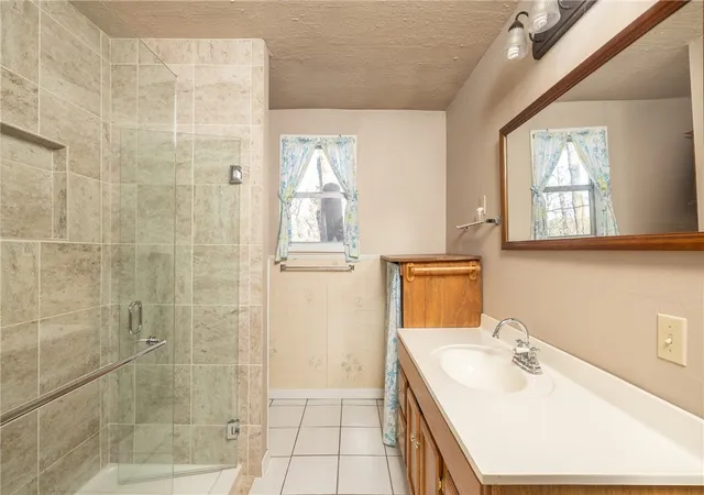 Photo 16 of Sale Pending at 56 Thompson Ln, Noel, MO 64854 | MLS# 1332647 | Listing updated on 2026-08-19