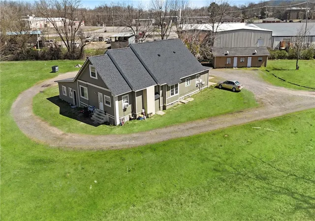 Photo 3 of Multi family home for sale at 206 Arkansas St, Danville, AR 72833 | MLS# 1333177 | Listing updated on 2026-08-19