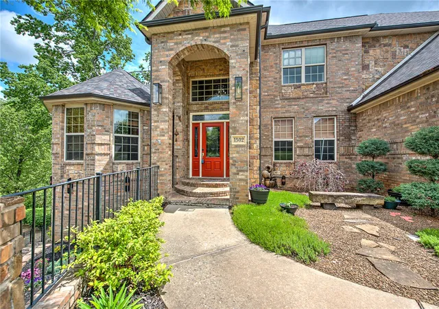 1st image of 1502 Ne Bluff Spring Ave, Bentonville, AR 72712 | MLS# 1335054