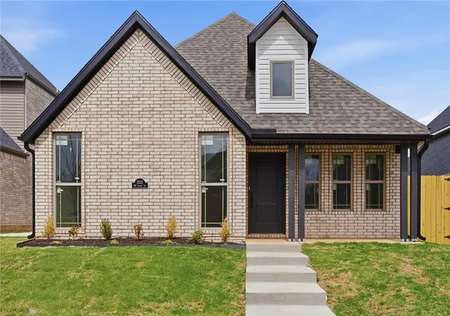 Photo 1 of Single family home for sale at 3102 Sw Lovely Ln, Bentonville, AR 72713 | MLS# 1335129 | Listing updated on 2026-09-16