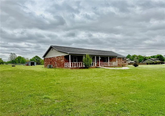 Photo 1 of Sale Pending at 1136 River Rd, Pottsville, AR 72858 | MLS# 1335445 | Listing updated on 2026-08-17
