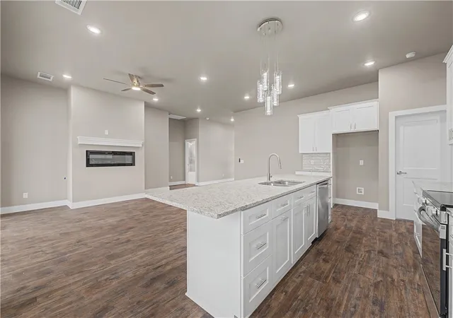 Photo 4 of Single family home for sale at 2 Celtic Ln, Bella Vista, AR 72714 | MLS# 1337278 | Listing updated on 2026-08-26