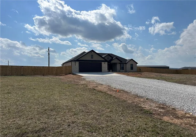 Photo 3 of Single family home for sale at 5946 South Hwy 65, Harrison, AR 72601 | MLS# 1337493 | Listing updated on 2026-08-09