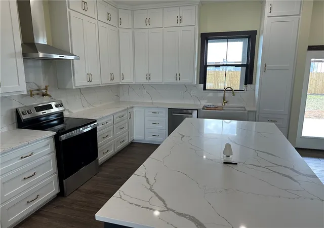 Photo 4 of Single family home for sale at 5946 South Hwy 65, Harrison, AR 72601 | MLS# 1337493 | Listing updated on 2026-08-09