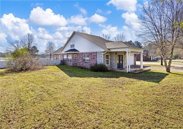 5th image of 13 Hickory Ln, Clarksville, AR 72830 | MLS# 1337560