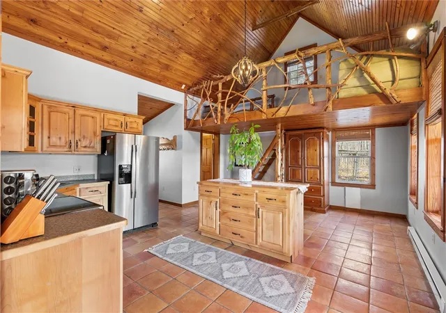 Photo 2 of Single family home for sale at 340 Mcnatt Rd, Neosho, MO 64850 | MLS# 1337462 | Listing updated on 2026-08-26