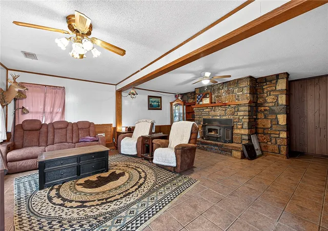 2nd image of 1025 Hollow Branch Ln, Mountainburg, AR 72946 | MLS# 1338006