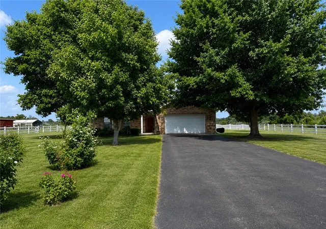 Photo 1 of Single family home for sale at 954 Nw Main St, Gentry, AR 72734 | MLS# 1338570 | Listing updated on 2026-09-26
