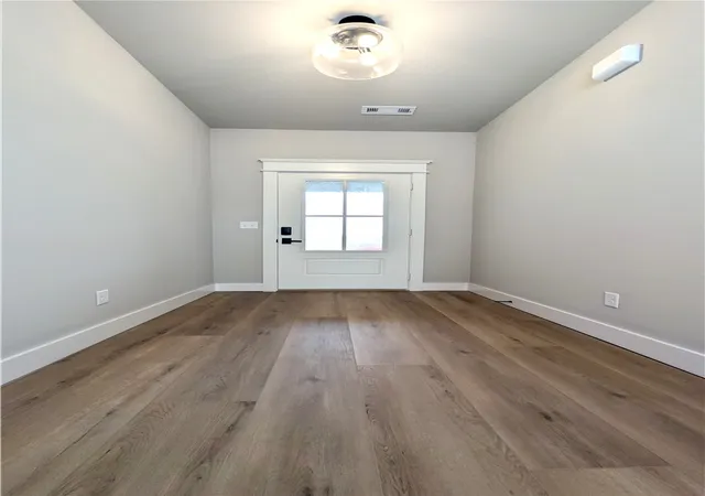 Photo 3 of Single family home for sale at 308 White Oak St, Gentry, AR 72734 | MLS# 1338419 | Listing updated on 2026-08-19