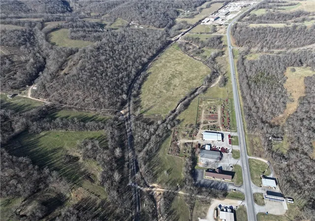 Photo 4 of House for sale at 36 Acres Hagee Rd, Anderson, MO 64831 | MLS# 1340097 | Listing updated on 2026-08-20