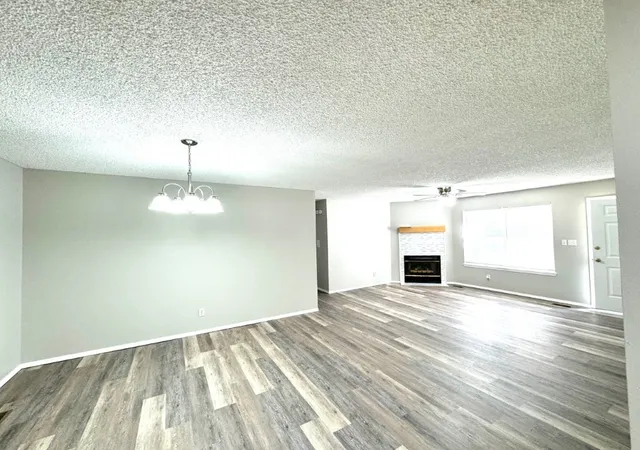 Photo 2 of Single family home for sale at 7 Weston Ln, Bella Vista, AR 72715 | MLS# 1340789 | Listing updated on 2026-10-01