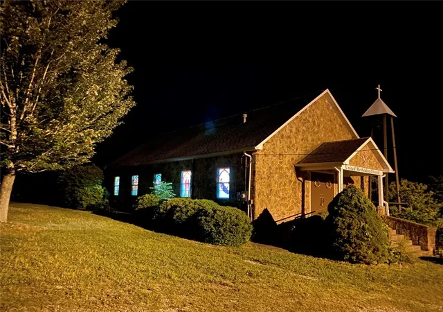 1st image of 205 Church St, Omaha, AR 72662 | MLS# 1340258