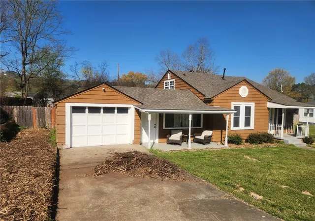 2nd image of 234 S Enid Ave, Russellville, AR 72801 | MLS# 1340975