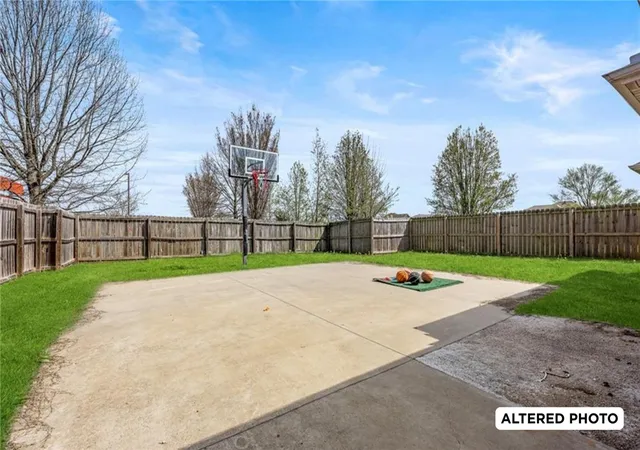 Photo 3 of Single family home for sale at 1615 Park St, Lowell, AR 72745 | MLS# 1341083 | Listing updated on 2026-08-20