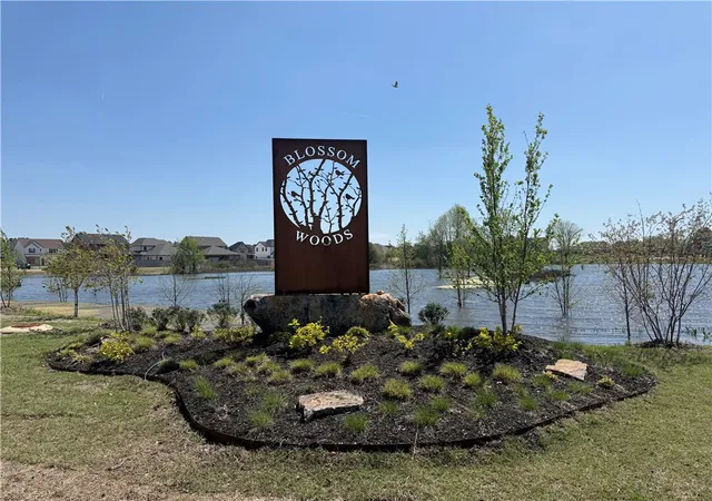 37th image of 3107 S 14th Pl, Rogers, AR 72758 | MLS# 1341532