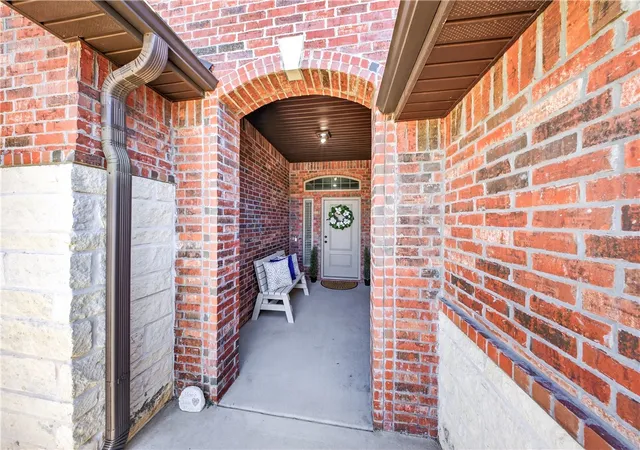 Photo 2 of Single family home for sale at 6110 Ettie May St, Bentonville, AR 72713 | MLS# 1340993 | Listing updated on 2026-08-18