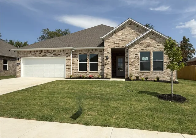 Photo 1 of Sale Pending at 5262 Annika Ave, Elm Springs, AR 72762 | MLS# 1343131 | Listing updated on 2026-08-21
