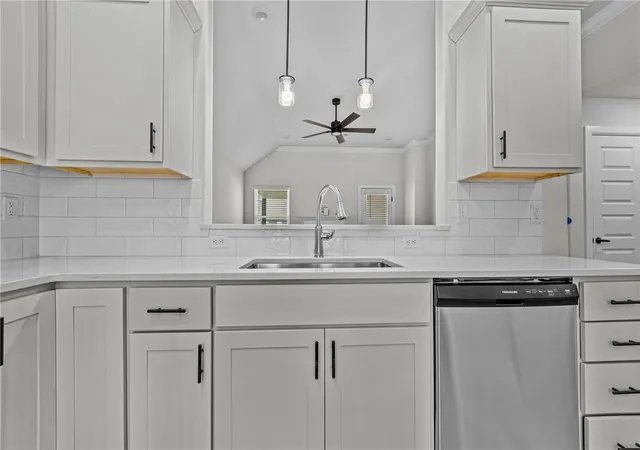Photo 4 of Single family home for sale at 4165 W Barhem Dr, Fayetteville, AR 72704 | MLS# 1343296 | Listing updated on 2026-08-21