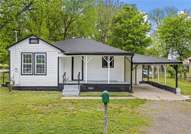 Single family home for sale at 501 7th Street, Danville, AR 72833 | MLS# 1343324