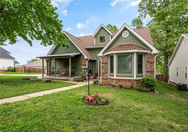 Photo 1 of Single family home for sale at 2906 Northaven Dr, Bentonville, AR 72712 | MLS# 1343253 | Listing updated on 2026-08-26