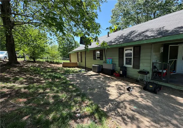 23rd image of 611 N Hughes St, Huntsville, AR 72740 | MLS# 1343430
