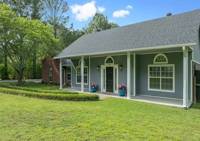 Photo 4 of Sale Pending at 1710 Steele Rd, Tontitown, AR 72762 | MLS# 1343898 | Listing updated on 2026-08-19