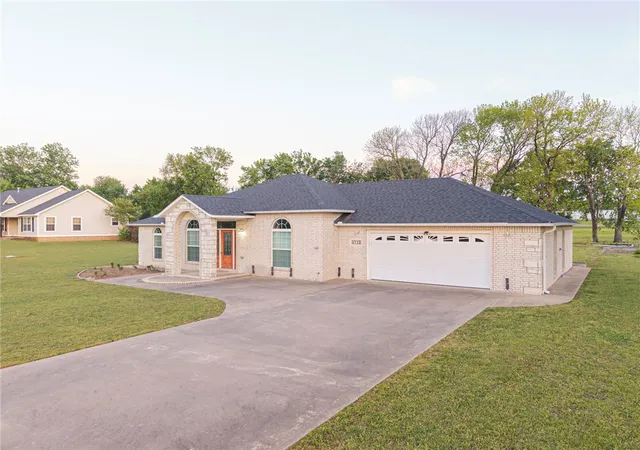 2nd image of 1712 Broaddrick Ln, Van Buren, AR 72956 | MLS# 1344261