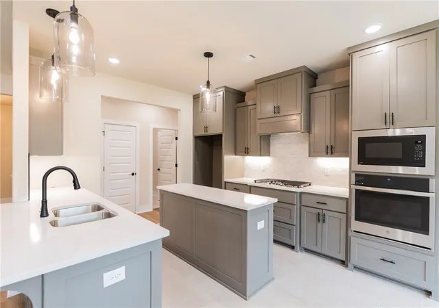Photo 26 of Single family home for sale at 2104 N Dagan St, Siloam Springs, AR 72761 | MLS# 1344402 | Listing updated on 2026-08-24
