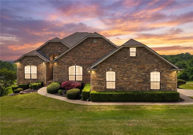 2nd image of 3819 Tpc Dr, Alma, AR 72921 | MLS# 1344542
