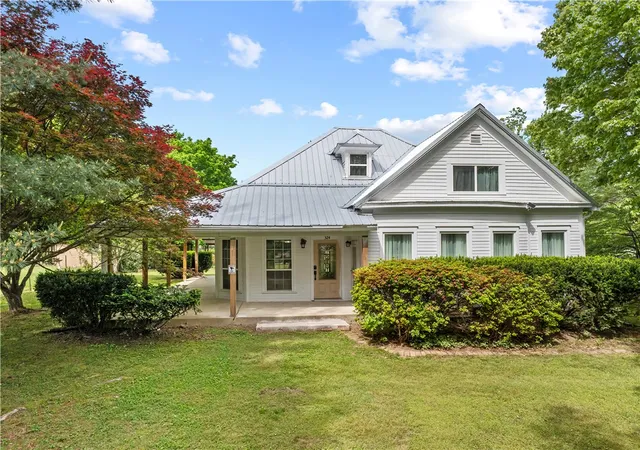 1st image of 324 N Cherry St, Harrison, AR 72601 | MLS# 1344293
