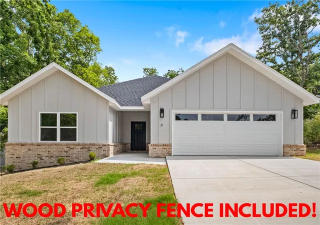 Photo 1 of Sale Pending at 6 Tarland Ln, Bella Vista, AR 72715 | MLS# 1344930 | Listing updated on 2026-08-12