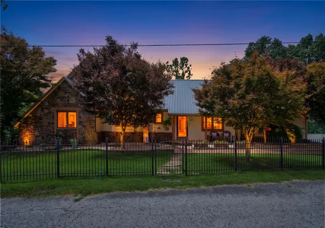 Photo 1 of Sale Pending at 15399 Putman Rd, Rogers, AR 72756 | MLS# 1344649 | Listing updated on 2026-08-26