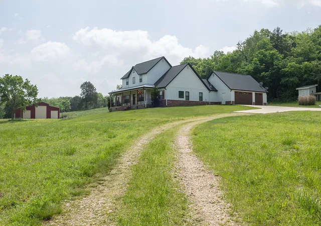 Photo 2 of Single family home for sale at 1860 Upper Ml Crk Rd, Noel, MO 64854 | MLS# 1345581 | Listing updated on 2026-08-17
